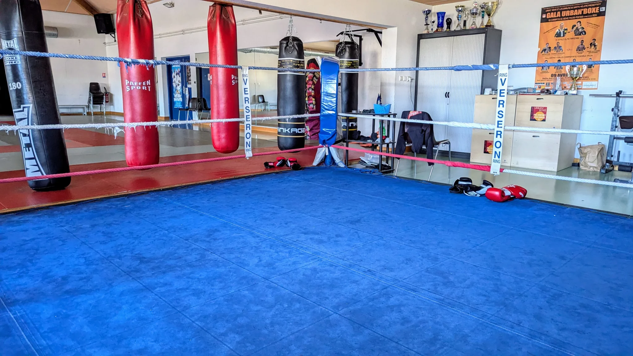 Le ring de boxe du dojo Urban Boxe